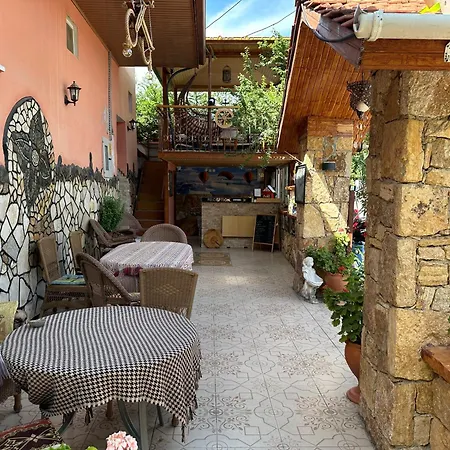 Sinter Terasse House 4*