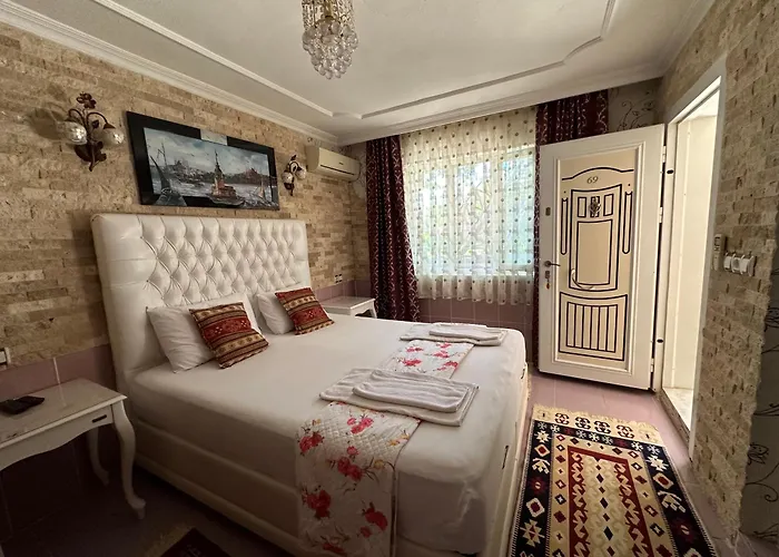 Sinter Terasse House