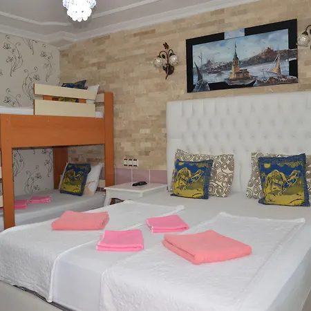 Sinter Terasse House