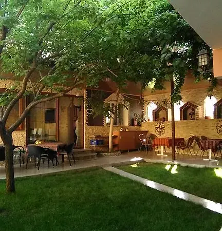 Sinter Terasse House