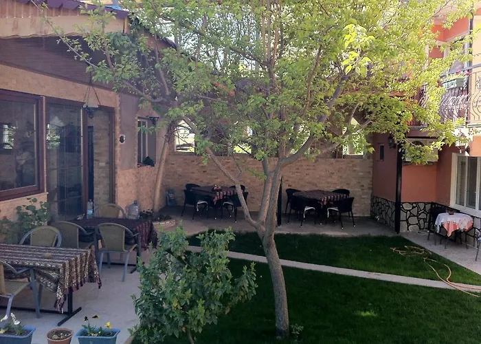 بيت ضيافة Sinter Terasse House باموكاليه